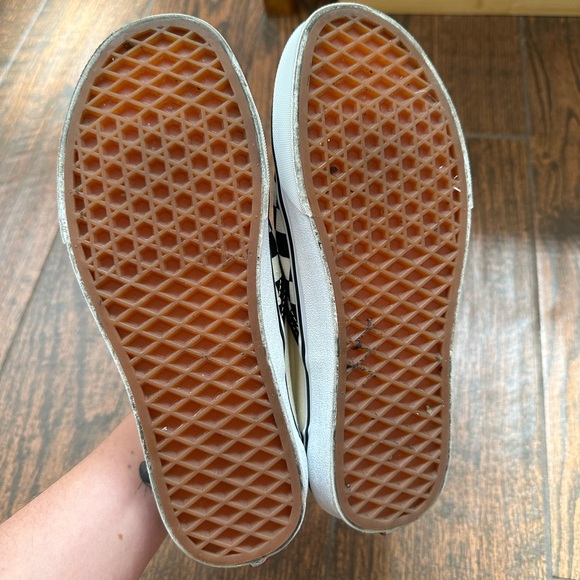 Vans Slip-On Checkerboard Shoe - Picture 3 of 7